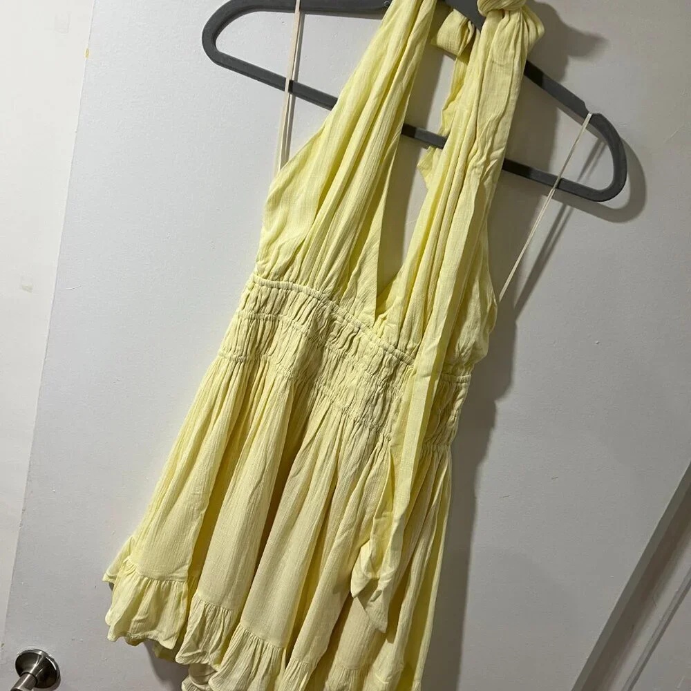 🏷 *NWT* 🌻 VICI Aster Halter Smocked Mini Dress | Size L 🌻 - Picture 7 of 8